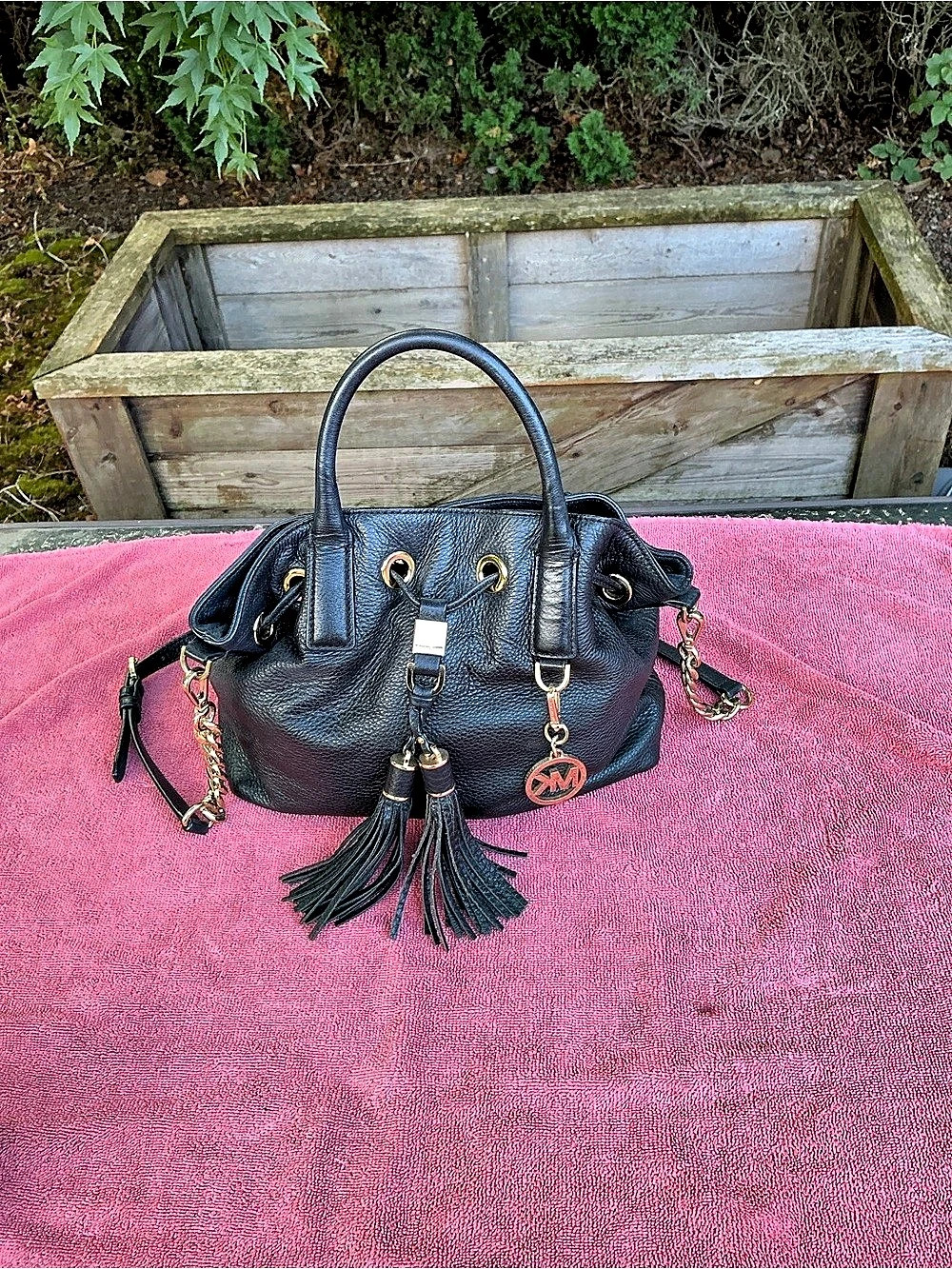 Michael Kors Camden Large Drawstring Hobo Black Leather Shoulder Bag